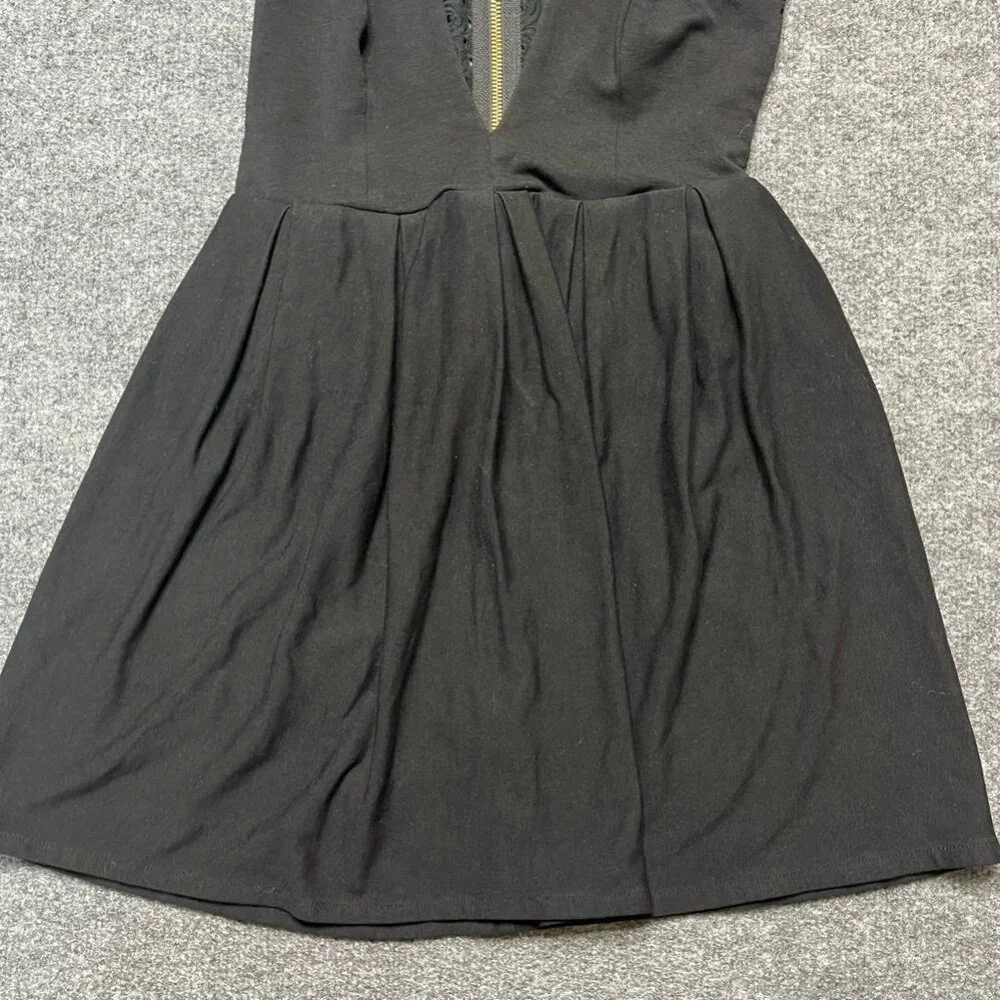 Talulah Womens A Line Dress Black Pleated Mini V Neck Sleeveless Lace XS - Picture 5 of 8
